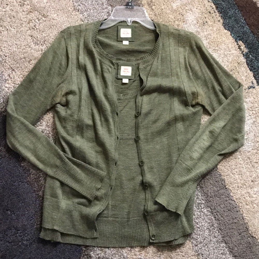 Cardigan sweater set